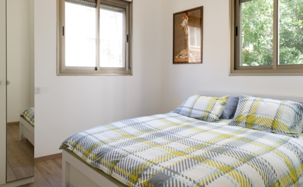 Sheinkin 3 bedrooms 100sqm Elevator Parking 