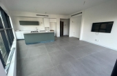 Bat Yam 5 rooms 115 sqm Balcony Lifts Parking