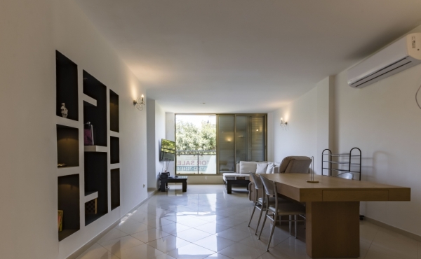 Dizengoff / Ben Gurion 4 rooms 125 sqm Lift Apartment for rent in Tel Aviv