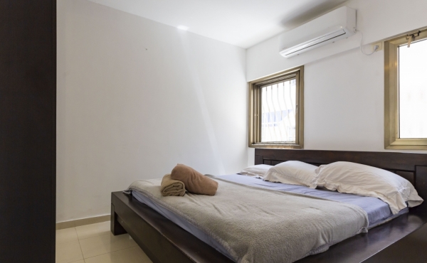 Dizengoff / Ben Gurion 4 rooms 125 sqm Lift Apartment for rent in Tel Aviv