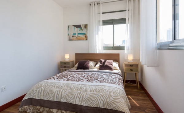 Spacious 3-Bedroom 100 sqm Penthouse in Kerem Hatemanim with Terrace Apartment for rent in Tel Aviv