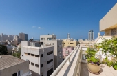 Spacious 3-Bedroom 100 sqm Penthouse in Kerem Hatemanim with Terrace Apartment for rent in Tel Aviv