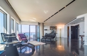 Luxury Penthouse, 3 bedrooms 320m2, Parking x3 Apartment for sale in Tel Aviv