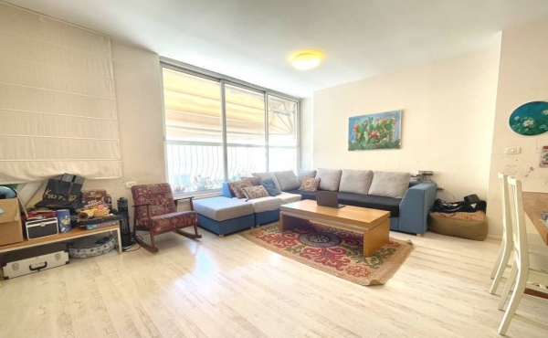 Pinkas area 4 rooms 95sqm Lift Parking Apartment for rent in Tel Aviv