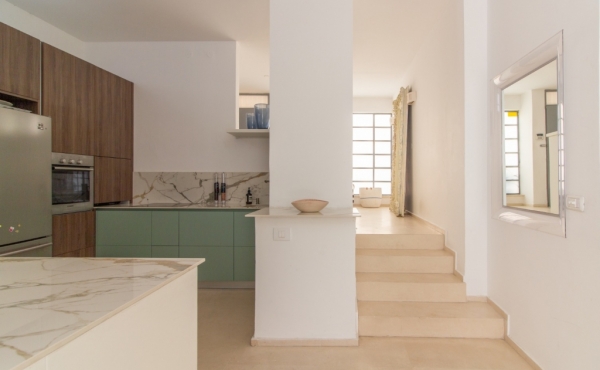 Villa in Neve Tsedek 170m2 Renovated + Outdoor Terrace 40m2 For sale in Tel Aviv