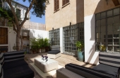 Villa in Neve Tsedek 170m2 Renovated + Outdoor Terrace 40m2 For sale in Tel Aviv