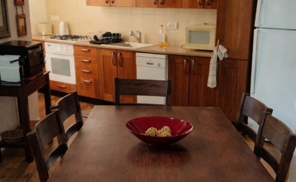 Mendele street 2 bedrooms Safe room Lift Apartment for short term rental in Tel Aviv