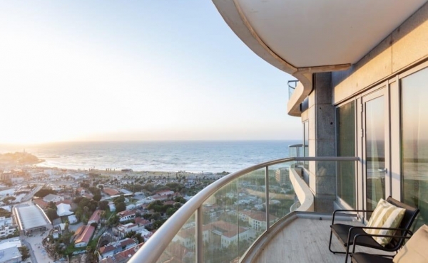 Neve Tsedek tower 3 rooms Balcony with sea view Furnished