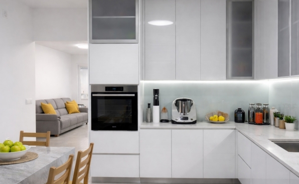 Ramat Aviv 5 rooms 128sqm Balconies Parking Apartment for sale in Tel Aviv