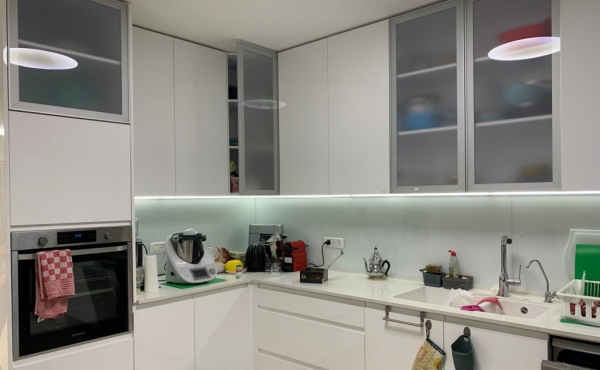 Ramat Aviv 5 rooms 128sqm Balconies Parking Apartment for sale in Tel Aviv