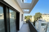 Old north 85 sqm Balcony 10 sqm Shelter Lift Apartment for sale in Tel Aviv