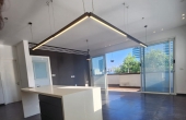 Rothschild area Penthouse 3 rooms 84 sqm Terrace Lift Apartment for sale in Tel Aviv