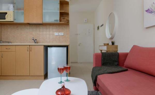 Ben Yehuda 1 bedroom 28m2 Balcony Lift Apartment for sale in Tel Aviv