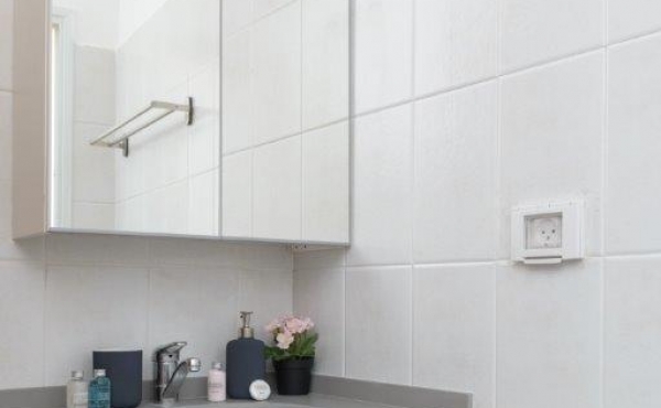 Ben Yehuda 1 bedroom 28m2 Balcony Lift Apartment for sale in Tel Aviv