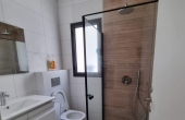 Allenby area 4 rooms 52m2 Garden 104m2 + 35m2 (tabo) Shelter Apartment for sale in Tel Aviv