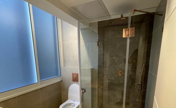 Pinsker area 3 rooms 80sqm Sun terrace Lift Parking Apartment for sale in Tel Aviv