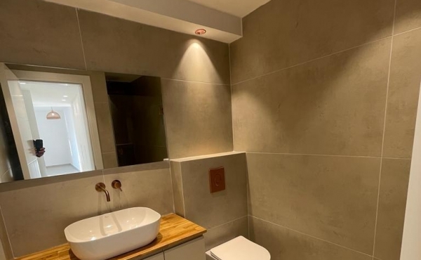 Pinsker area 3 rooms 80sqm Sun terrace Lift Parking Apartment for sale in Tel Aviv