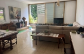 Gordon area 4 rooms 80sqm Balcony Lift Parking Apartment for sale in Tel Aviv