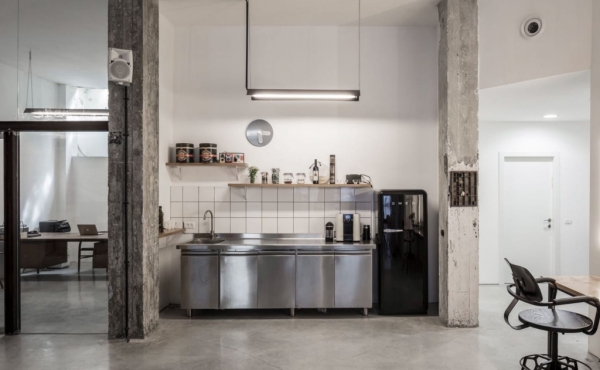 For rent Industrial style Loft in Tel Aviv 180m2 with private Parking