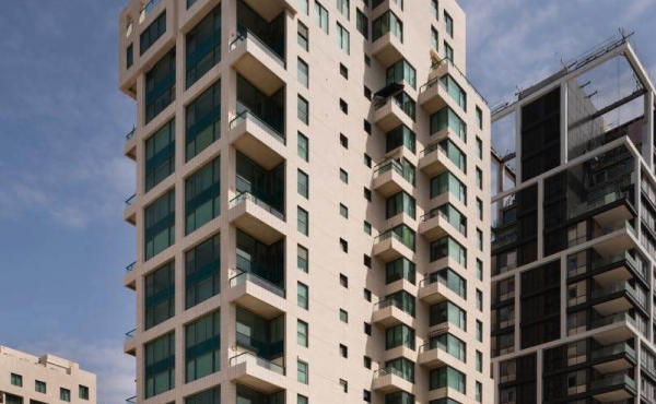 Front sea TLV 3 rooms 220m2 Furnished Balconies 18m2 Lift Parking x2 Apartment for sale in Tel Aviv