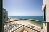 Front sea TLV 3 rooms 220m2 Furnished Balconies 18m2 Lift Parking x2 Apartment for sale in Tel Aviv
