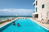 Front sea TLV 3 rooms 220m2 Furnished Balconies 18m2 Lift Parking x2 Apartment for sale in Tel Aviv