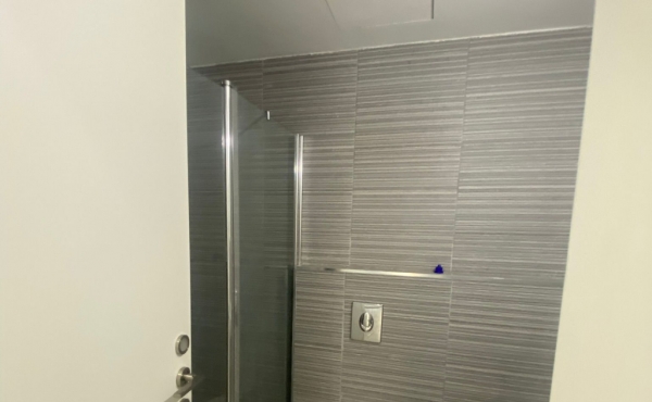 Center Tel Aviv 12th floor 4 rooms Terrace Lift Parking Apartment for rent