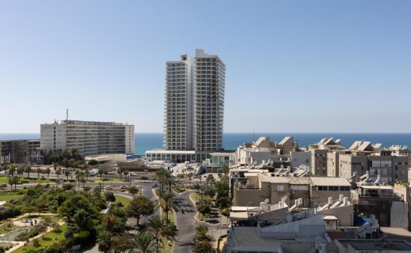 Bat Yam Penthouse Duplex de luxe 5 rooms 130m2 Terraces 70m2 Panoramic view Lift Parking