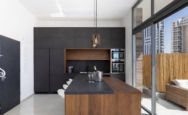 Bat Yam Penthouse Duplex de luxe 5 rooms 130m2 Terraces 70m2 Panoramic view Lift Parking