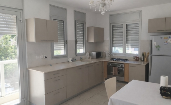 Emile Zola st 2 rooms with Shelter Short term rental in Tel Aviv