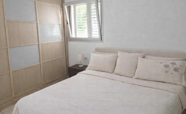 Emile Zola st 2 rooms with Shelter Short term rental in Tel Aviv