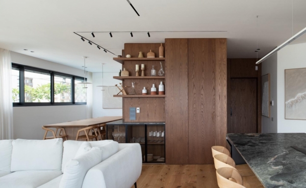 Luxury Beachfront 5 rooms close to the Gordon beach