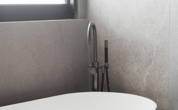 Luxury Beachfront 5 rooms close to the Gordon beach