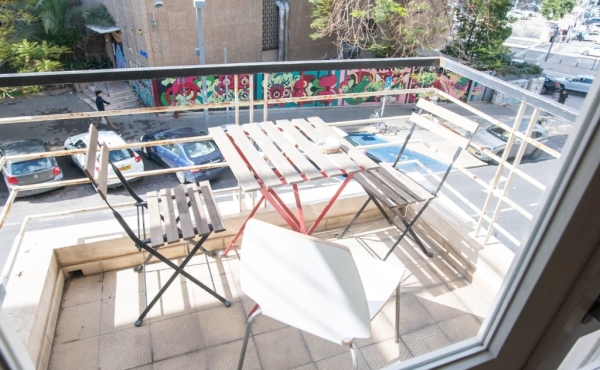 Rothschild area 3 rooms with shelter 70sqm Balconies Lift Apartment for sale in Tel Aviv