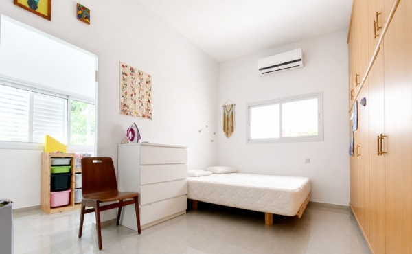 Shalom Alehem 3;5 rooms 117sqm Apartment for rent in Tel Aviv