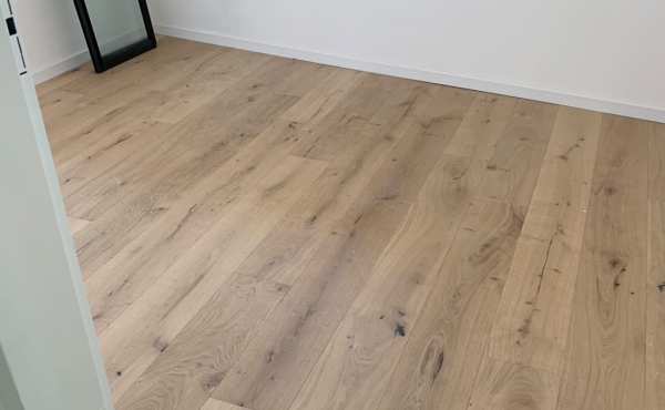 Biltmor 5 rooms 122m2 Shelter Balcony Lift Parking Apartment for Rent in Tel Aviv