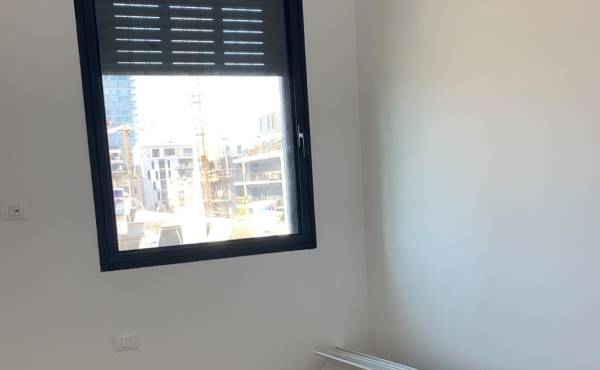 Biltmor 5 rooms 122m2 Shelter Balcony Lift Parking Apartment for Rent in Tel Aviv