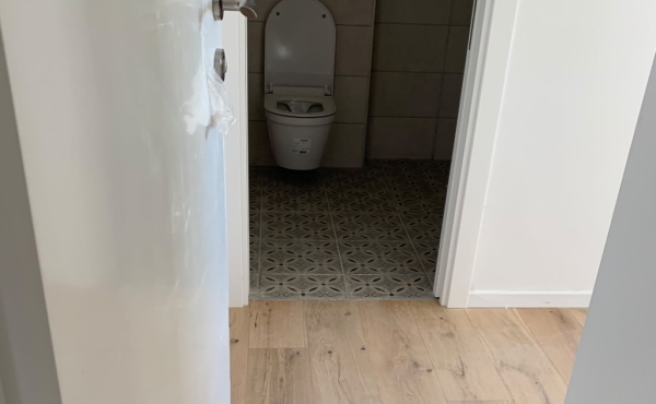 Biltmor 5 rooms 122m2 Shelter Balcony Lift Parking Apartment for Rent in Tel Aviv
