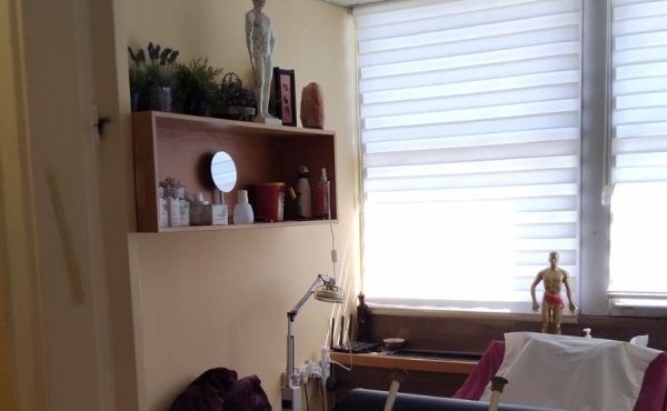 Office 2 rooms 47m2 furnished Parking
