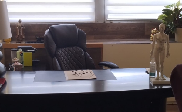 Office 2 rooms 47m2 furnished Parking