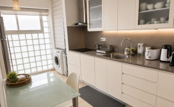 Hilton beach 3 rooms Terrace Vacation rental in Tel Aviv