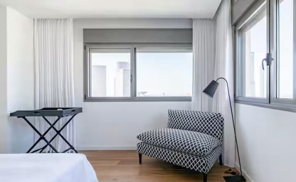 Penthouse Duplex Nahalat Ytshak 3 bedrooms Furnished and equipped Apartment for Long term rental