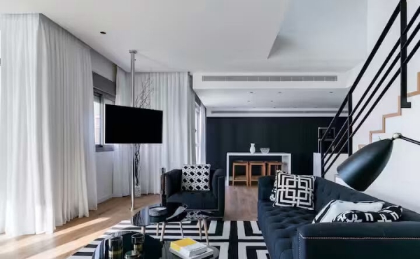 Penthouse Duplex Nahalat Ytshak 3 bedrooms Furnished and equipped Apartment for Long term rental