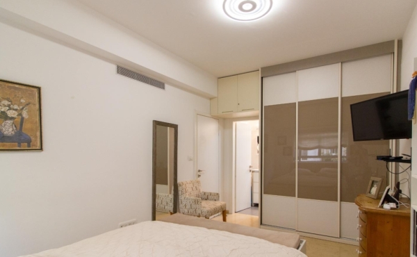 Shlomo HaMelekh 2 bedrooms 80m2 Terrace 12m2 Apartment for rent in Tel Aviv