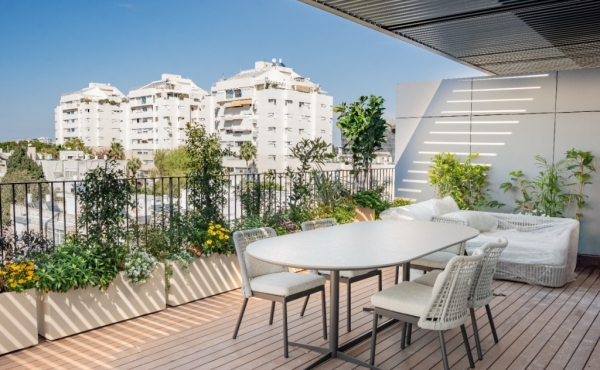 Penthouse Sderot Nordau 128m2 Terrace 35m2 Pool