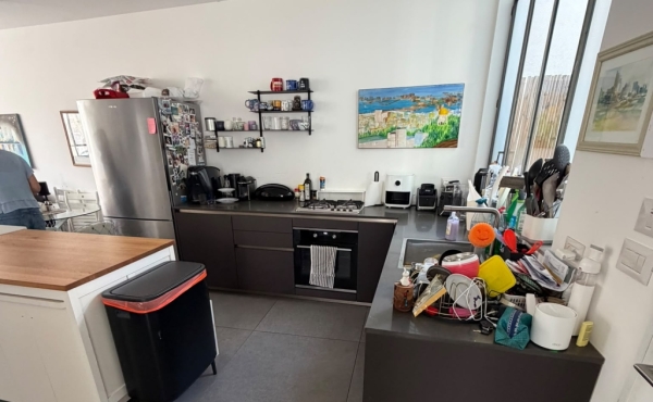 Neve Tsedek Duplex 3 rooms 100sqm Shelter Lift Parking Apartment for rent in Tel Aviv