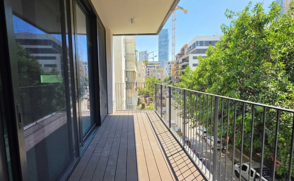 Biltmor 5 rooms 122sqm Shelter Balcony 14sqm Lift Parking