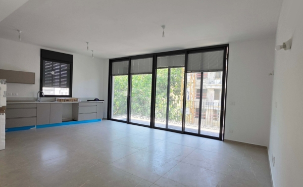 Biltmor 5 rooms 122sqm Shelter Balcony 14sqm Lift Parking