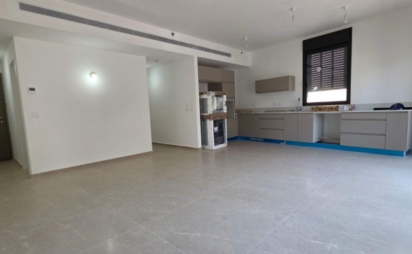Biltmor 5 rooms 122sqm Shelter Balcony 14sqm Lift Parking