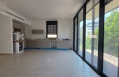 Biltmor 5 rooms 122sqm Shelter Balcony 14sqm Lift Parking